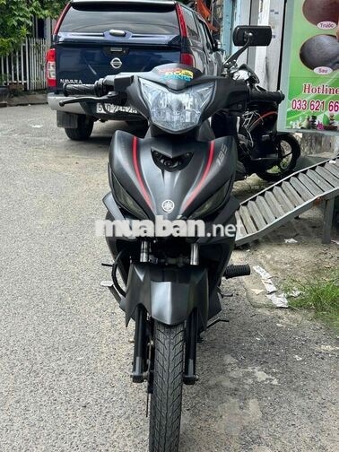 Xe máy Hàn Quốc Exciter màu đen nhám