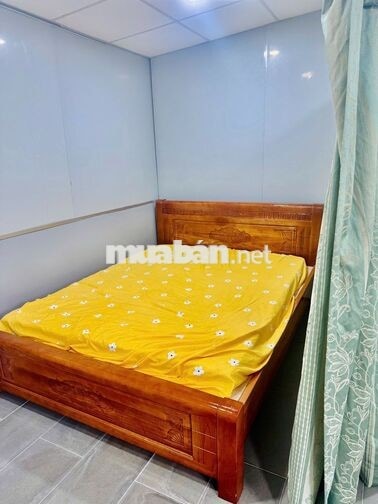 2 Phòng ngủ ban công lớn ngay khu Lý Phục Man