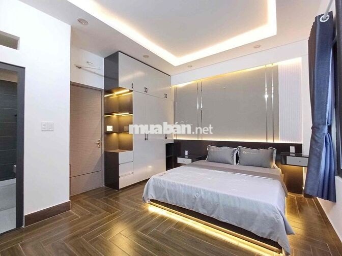 NHÀ MỚI ĐẸP ( FULL NỘI THẤT ) TRỆT LỬNG 3 LẦU 4PN 5WC. ĐƯỜNG 8M