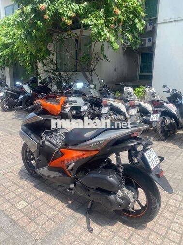 YAMAHA NVX 125 XÁM ĐEN CAM