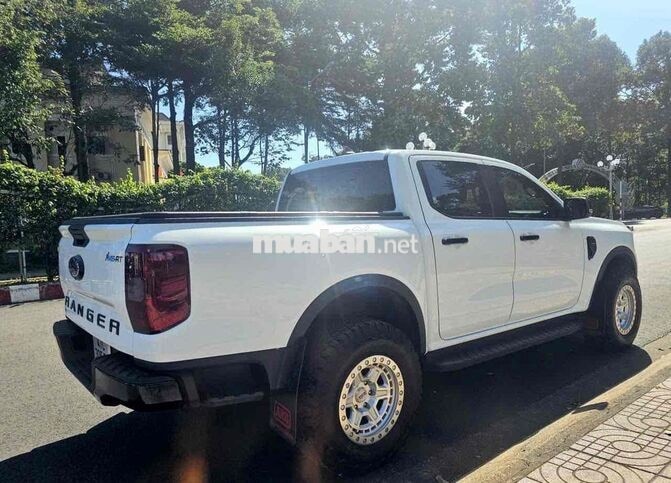 FORD RANGER XLS 2023 4X4 TRẮNG GỐC 47