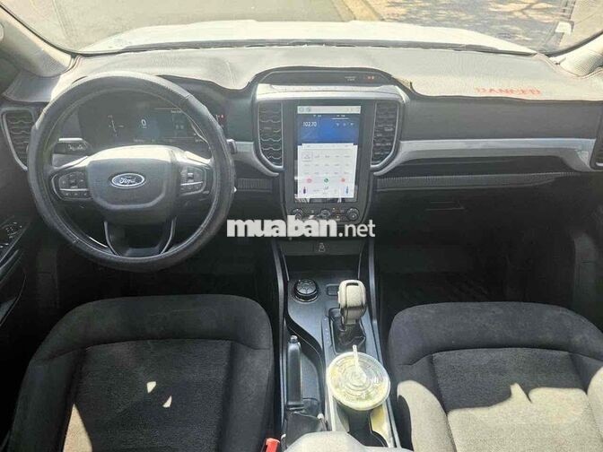 FORD RANGER XLS 2023 4X4 TRẮNG GỐC 47