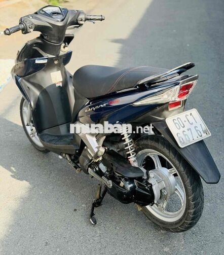 Yamaha Luvias FI màu xanh