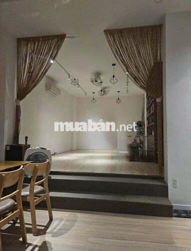 Mặt Tiền 300m2 Sàn văn phòng Nguyễn văn Đậu có chổ đậu xe máy- xe hơi