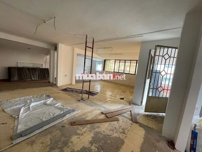 Mặt Tiền 300m2 Sàn văn phòng Nguyễn văn Đậu có chổ đậu xe máy- xe hơi