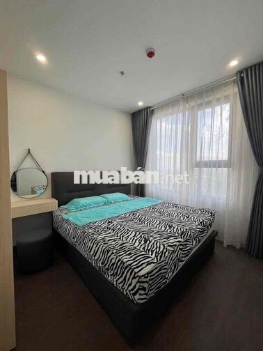 Rổ hàng Emeral golf view QL13 sát bên visip1