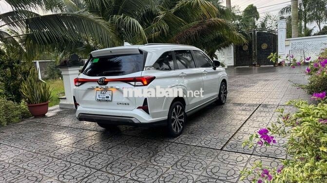 Toyota Veloz Cross 2025 Top 1.5 CVT 25000km