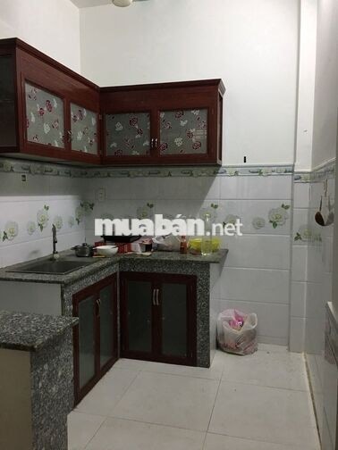 Cho thuê nhà nguyên căn gần Chợ Cầu 2 tầng 1 trệt
