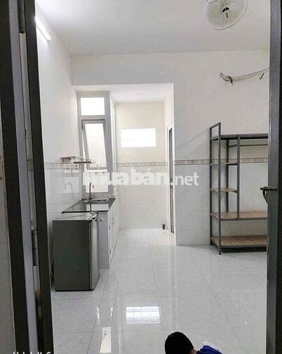 Nhượng lại phòng 3tr2 gần Đại học Nguyễn Tất Thành
