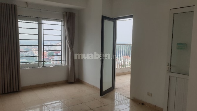 Cho thuê căn hộ 82m2 có 2PN, 2VS Tòa Tân Việt, đối diện KĐT Tân Tây Đô