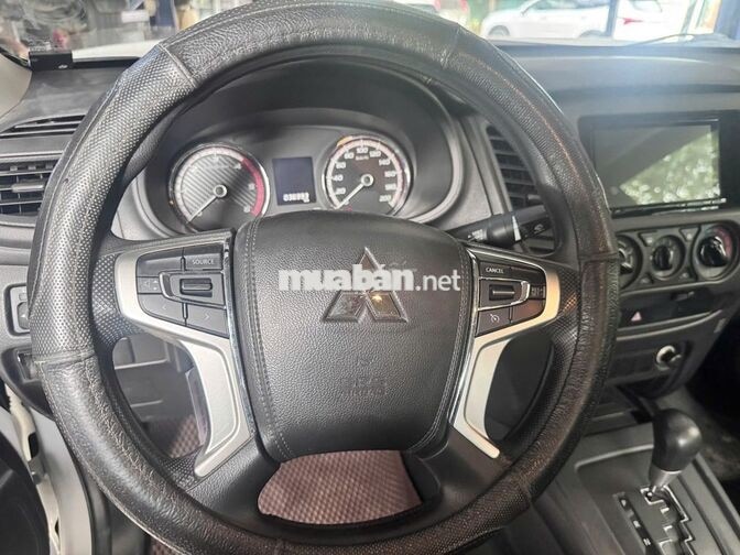 Mitsubishi Triton 2023 2.4AT Trắng