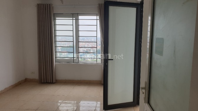 Cho thuê căn hộ 82m2 có 2PN, 2VS Tòa Tân Việt, đối diện KĐT Tân Tây Đô
