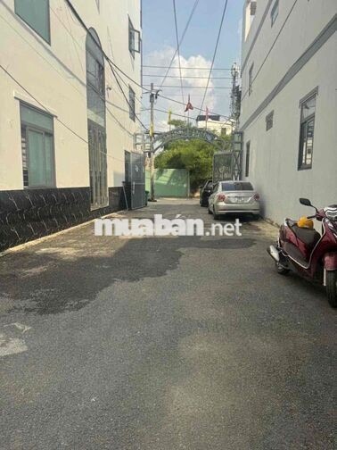 cho thuê nhà Thạnh xuân 33 gần uỷ ban 4 phòng ngủ 4wc đường 7m