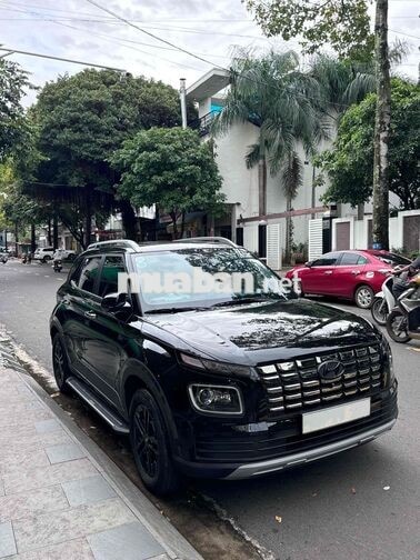 Hyundai Venue 2024 Tự động 31000 km Đen