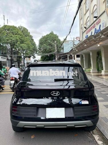 Hyundai Venue 2024 Tự động 31000 km Đen