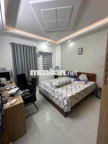 cho thuê nhà Thạnh xuân 33 gần uỷ ban 4 phòng ngủ 4wc đường 7m