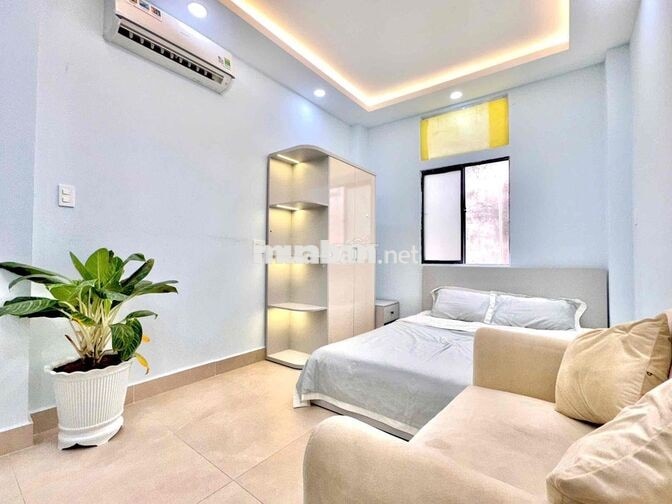 Cho thuê căn hộ full nội thất, cửa sổ thoáng, thang máy – Bình Thạnh