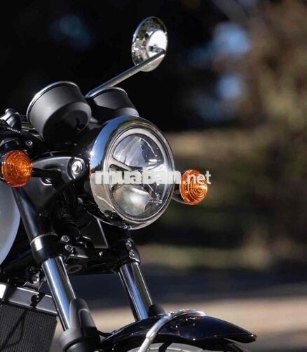 Triumph Bonneville T100 2027 900cc Đỏ đen