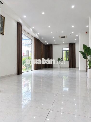 Cho thuê mặt tiền văn phòng An Phú Thuận An giá rẻ 15tr/7 phòng lớn