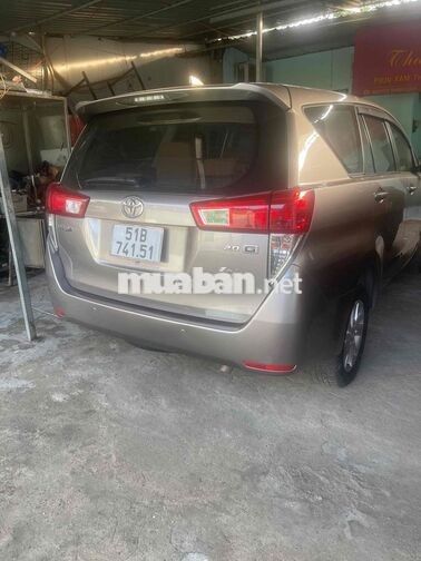 TOYOTA INNOVA 2.0G 7 CHỖ NÂU
