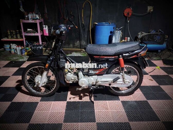 Honda Dream 100cc màu Đen