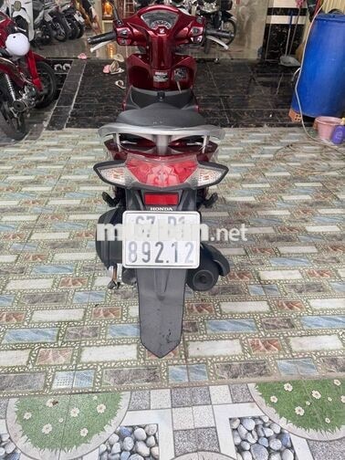 Honda Vision màu Đỏ