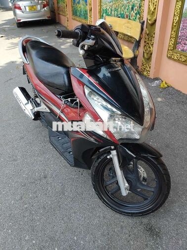 xe airblade còn mới toanh.xe chính hãng honda