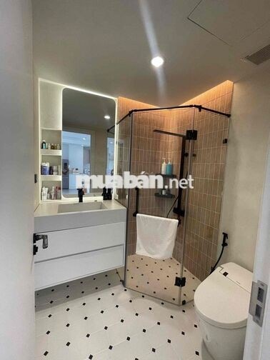 CHO THUÊ CHUNG CƯ VINHOME CENTRAL PARK - VIEW NGẮM PHÁO BÔNG