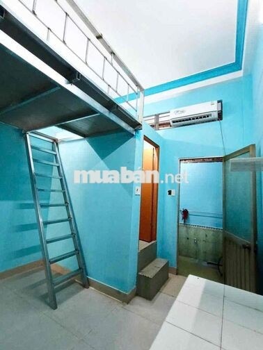 PHÒNG TRỌ GIÁ RẺ CÓ GÁC sân sau phơi đồ, sẵn máy lạnh, bếp gần cầu NTP