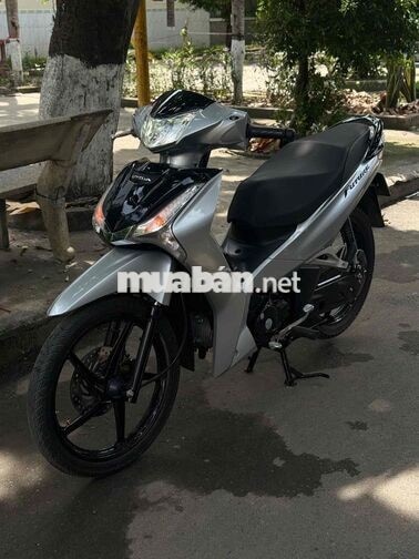 Honda Future 125 2022 Bạc đen đèn led