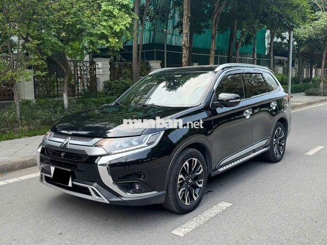 Mitsubishi Outlander 2021 Premium 2.0 93711km