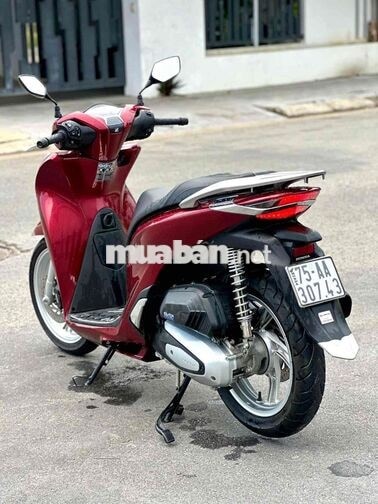 Honda SH 2025 màu đỏ