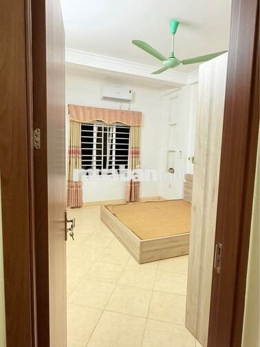 Cho thuê nhà riêng ngõ 154 Hoàng Hoa Thám - Ba Đình