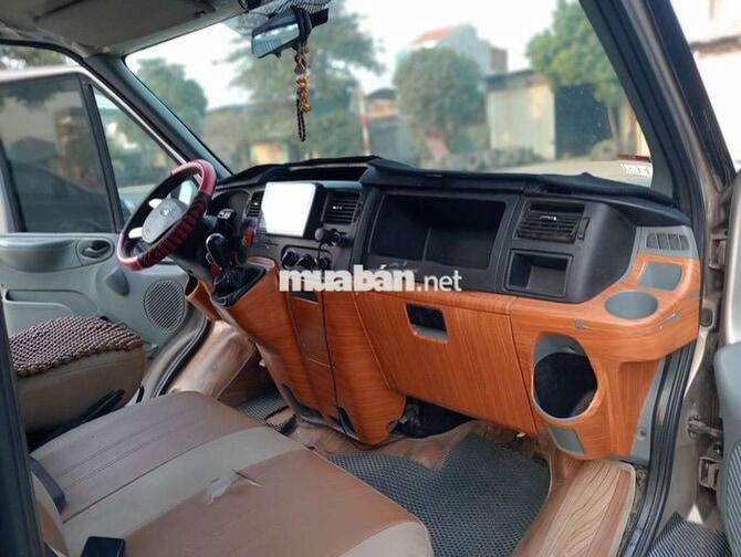 cần bán TRANSIT van 6 chỗ . xe đẹp lắm