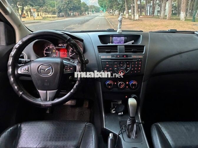 Xe bán tải Mazda BT-50 Số tự động