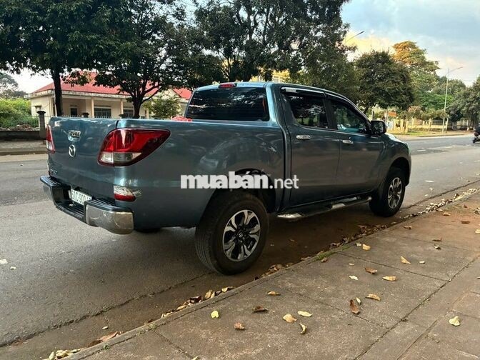 Xe bán tải Mazda BT-50 Số tự động
