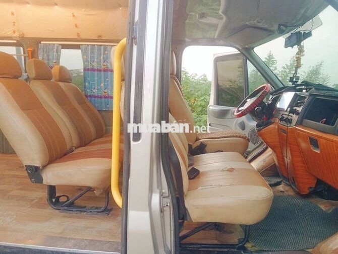 cần bán TRANSIT van 6 chỗ . xe đẹp lắm