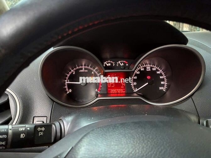 Xe bán tải Mazda BT-50 Số tự động