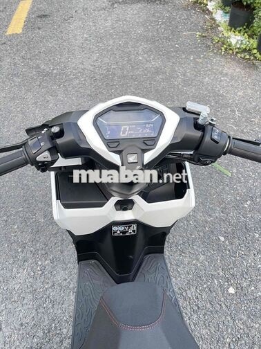 Honda Vario 125 màu Trắng