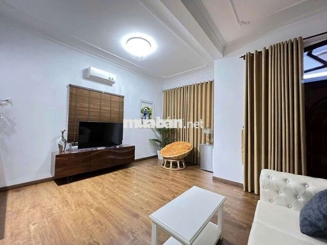 Cho thuê biệt thự sân vườn 5PN full nội thất hiện đại