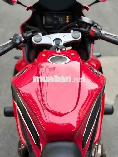 Honda CBR650R 8000 km màu Đỏ