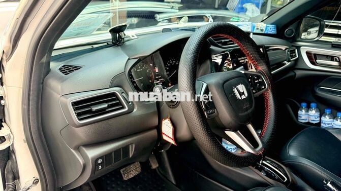 Honda BR-V 7 chỗ Tự động Trắng