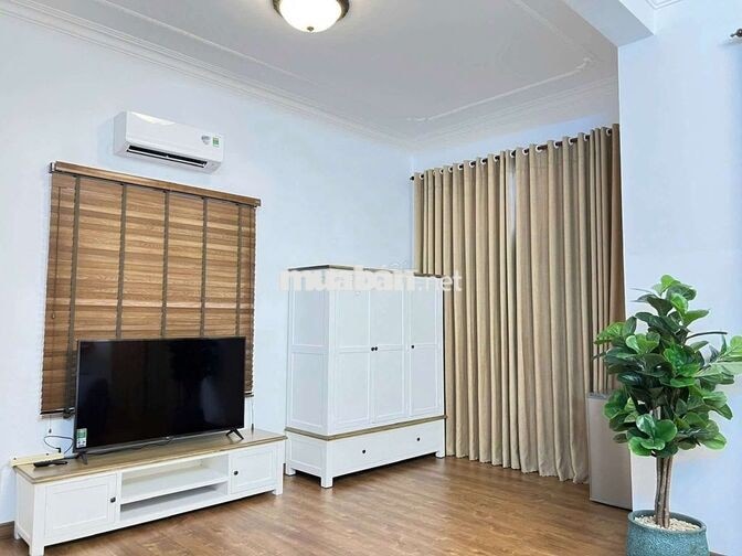 Cho thuê biệt thự sân vườn 5PN full nội thất hiện đại