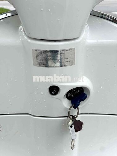 PIAGGIO VESPA SPRINT 2023 MÀU TRẮNG