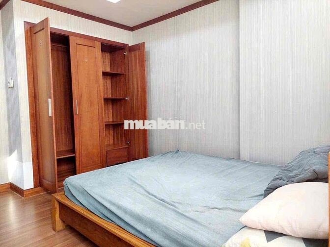 Phòng Thường Chung Cư Hoàng Anh Gold House gần RMIT, UTDT