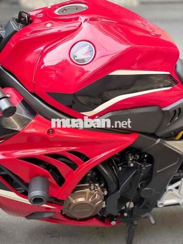 Honda CBR650R 8000 km màu Đỏ