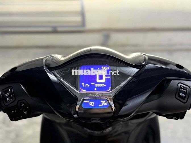 Honda SH 2022 9000 km màu Đen trùm mền siêu keng