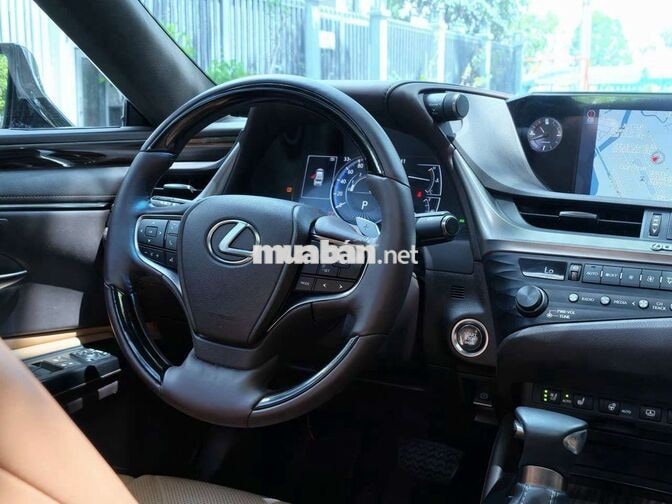 Lexus ES250 2019 76.000km bảo dưỡng hãng đều đặn