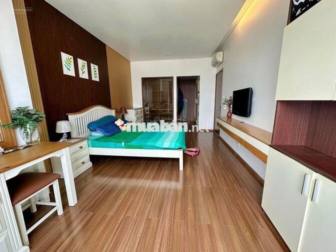 Chính chủ cần bán căn hộ CC Ngô Gia Tự, Q.10, dt: 55m2, 2 PN, SH.