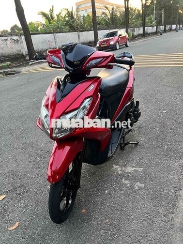 Yamaha Luvias Fi màu Đỏ đen